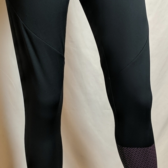 Adidas High Waisted Black Designed to Move Leggings size Small - Picture 4 of 8